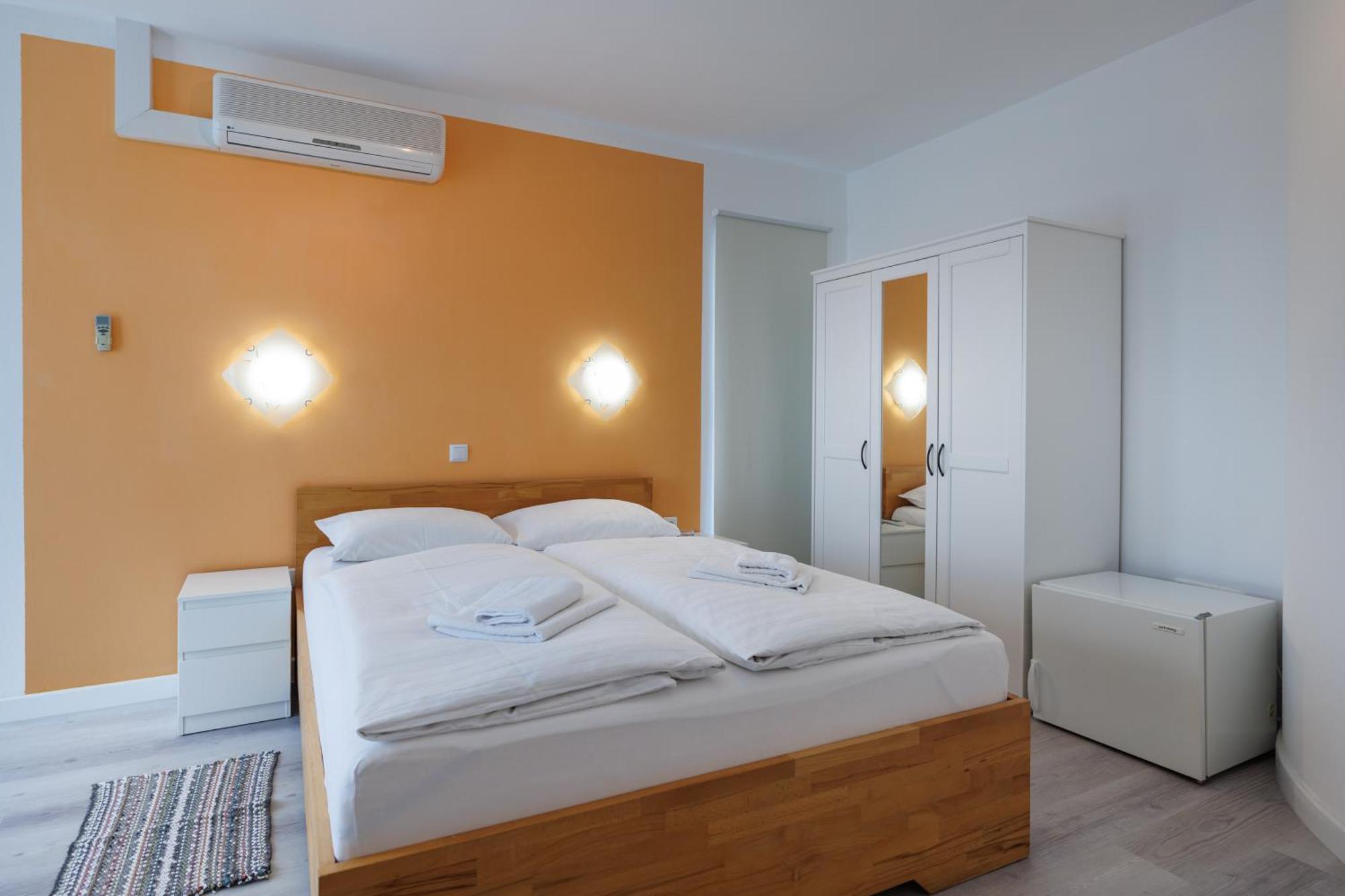 Guesthouse Halilagic Krk Town Eksteriør bilde